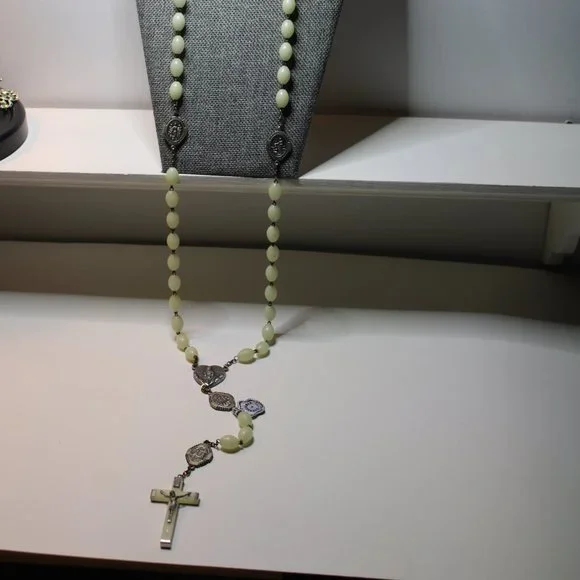 1950s Italian  Long Rosary Crucifix - Picture 8 of 12